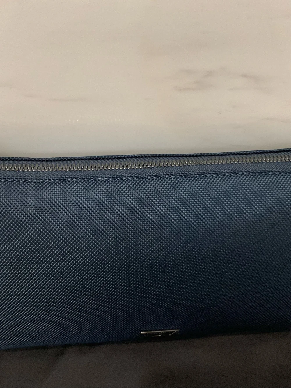 NEW TUMI 8.75” Ballistic Nylon Zippered Pouch with Strap Cosmetic Bag NAVY BLUE